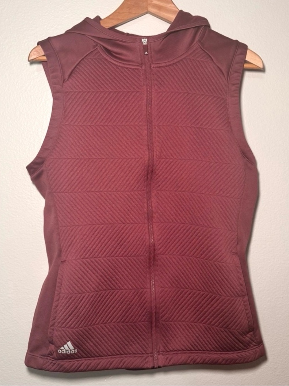 Adidas Ultimate365 COLD.RDY Hooded Golf Vest Burgundy Medium